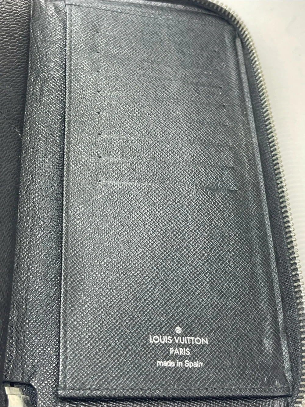 Louis Vuitton Damier Graphite canvas zippy wallet